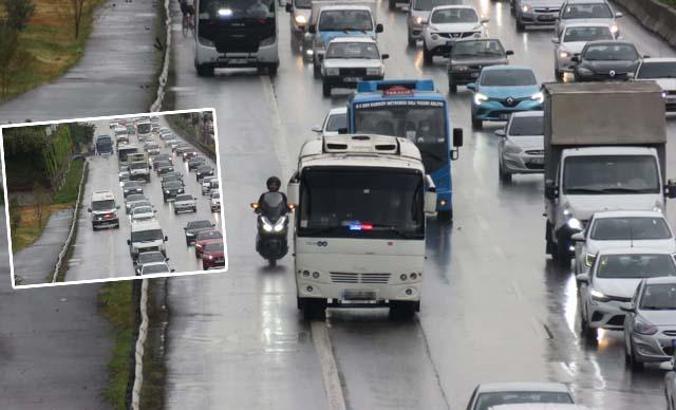 İstanbul'da sürücülerin yeni kabusu: Çakarlı minibüsler