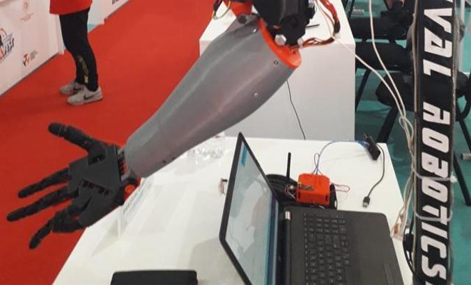 'Biyonik Robot Kol ve El' projesi TEKNOFEST finalinde