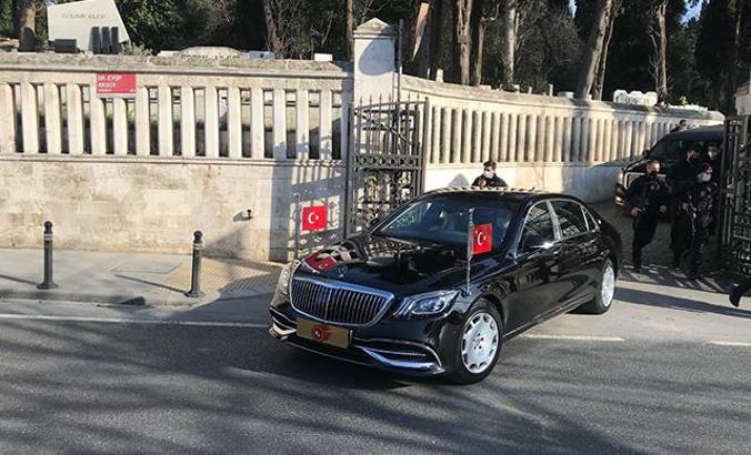 Cumhurbaşkanı Erdoğan anne ve babasının mezarını ziyaret etti