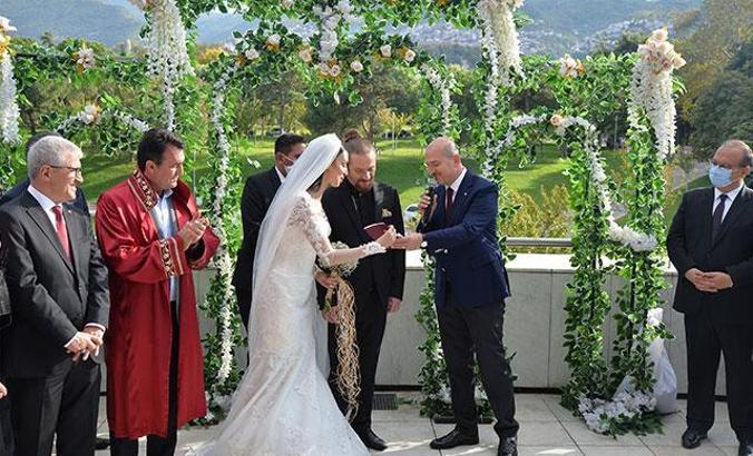 Bakan Soylu, Başdanışmanı Harun Akın'ın oğlunun nikahına katıldı