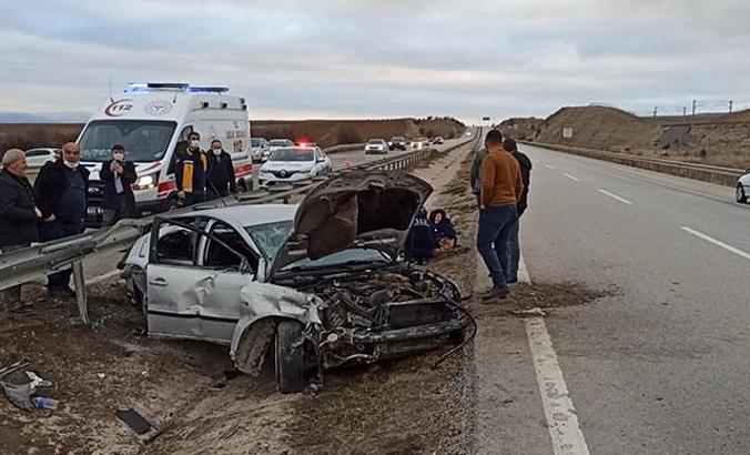 Kırıkkale'de otomobil su kanalına girdi: 6 yaralı