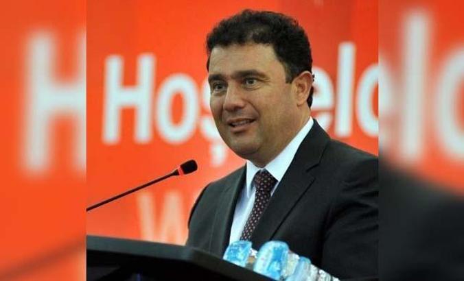 Başbakan Saner canlı yayında açıkladı: İstifamı sundum