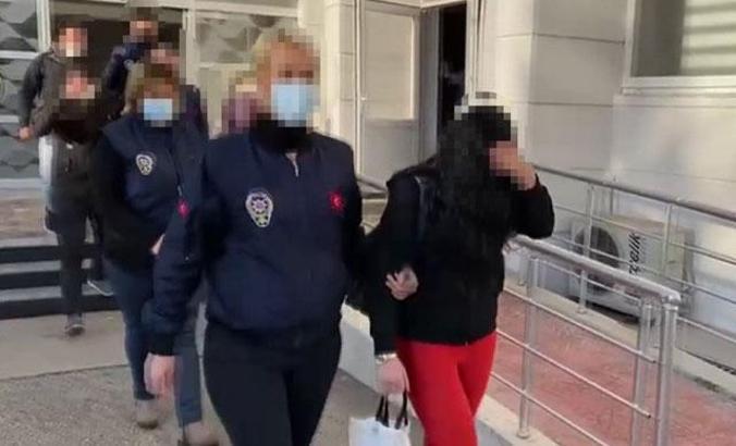 Evlilik vaadiyle 26 bin lira dolandırıldı: 5 gözaltı