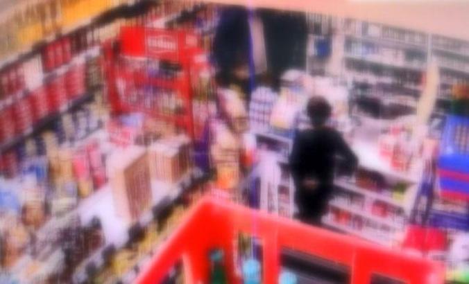 Sultangazi'de maske takmayan çocuğa darp iddiası