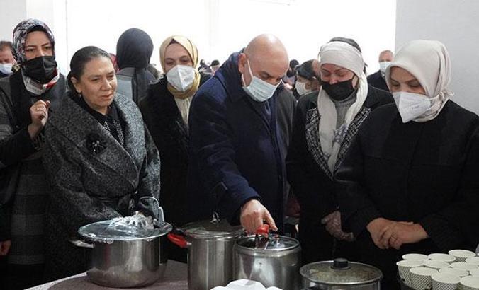 Keçiören'de 'Üreten Kadınlar Pazarı' açıldı
