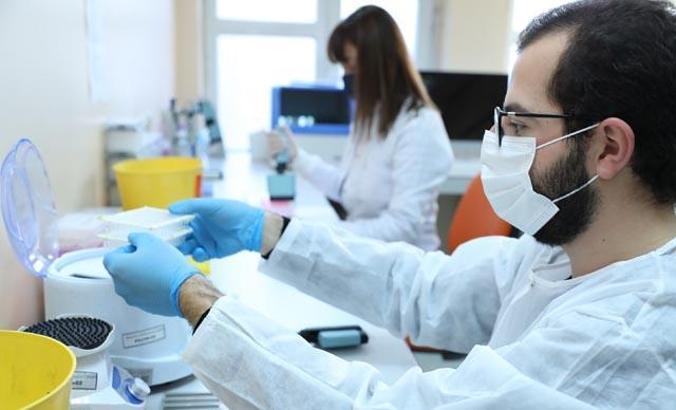 Sağlık Bakanlığı: 'Omicron' varyantı yakından takip ediliyor