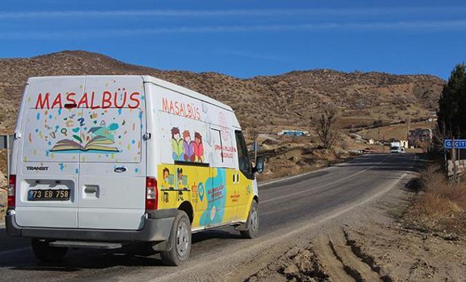 Masalbüs köy okulları için yollara düştü