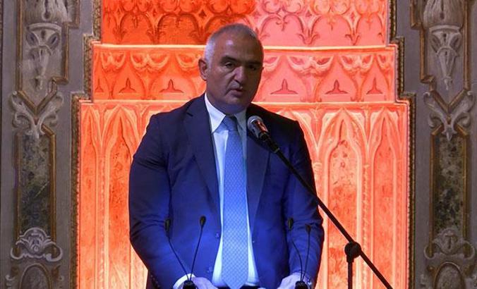 Bakan Ersoy, Galata Mevlevihanesi'nde Şeb-i Arus programına katıldı