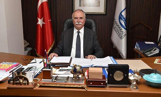 Akaryakıt davasında Çanakkale Belediye Başkanı Ülgür Gökhan beraat etti