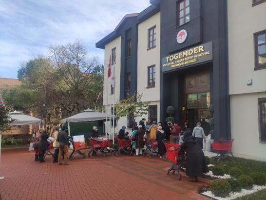 Yardımseverler ‘TOGEM-DER’ Bahçesi’nde buluştu