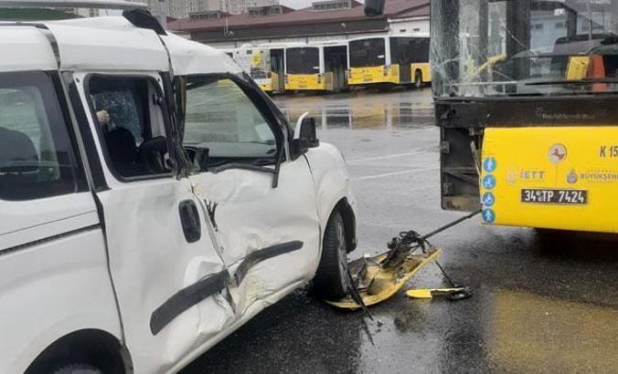 İkitelli İETT Garajında kaza: 2 yaralı