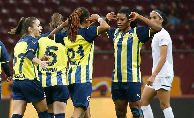 Galatasaray - Fenerbahçe: 0-7