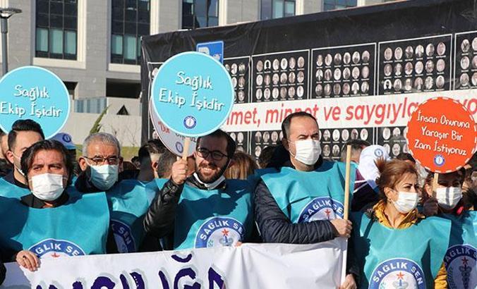 Ankara'da sağlık çalışanlarından iş bırakma eylemi