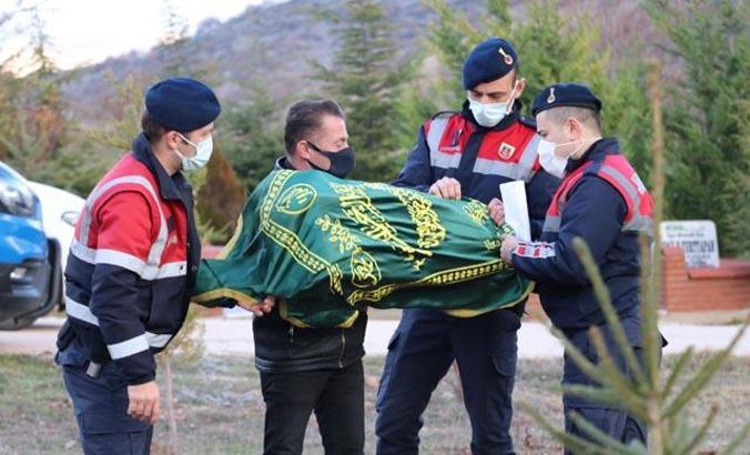 Atık ayrıştırma tesisinde bulunan bebek, başına vurularak öldürülmüş