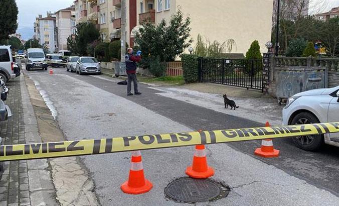 Avukat, tartıştığı komşusunu kolundan vurdu