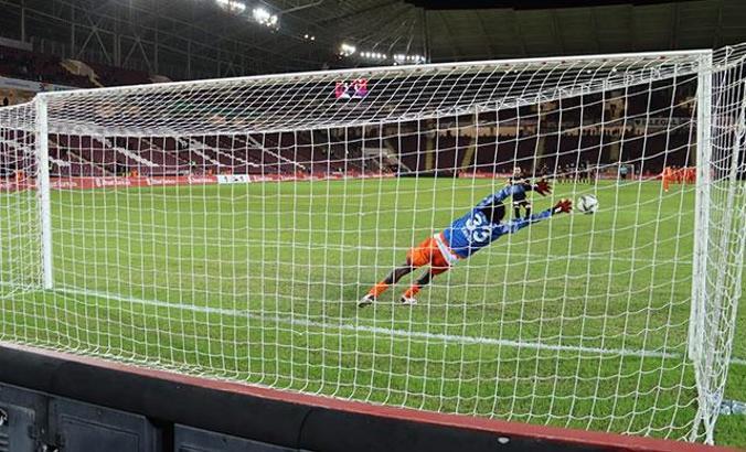 Golcü Diouf penaltı atışlarında kaleye geçti, Hatayspor kupada tur atladı