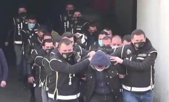 'Çingene' ve 'Meks' gruplarına operasyon; şüpheliler adliyeye sevk edildi