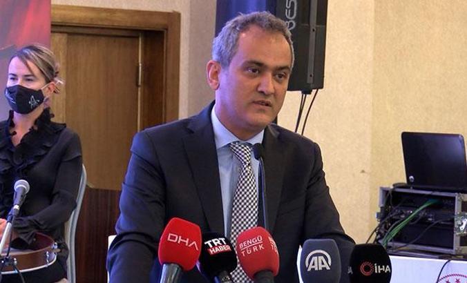 Bakan Özer: Öğretmenlik artık kariyer mesleği olarak tanımlanabilecek