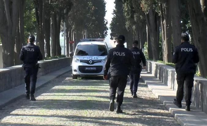 Tepki çeken görüntüler sonrası Edirnekapı Şehitliği'nde polis denetimi