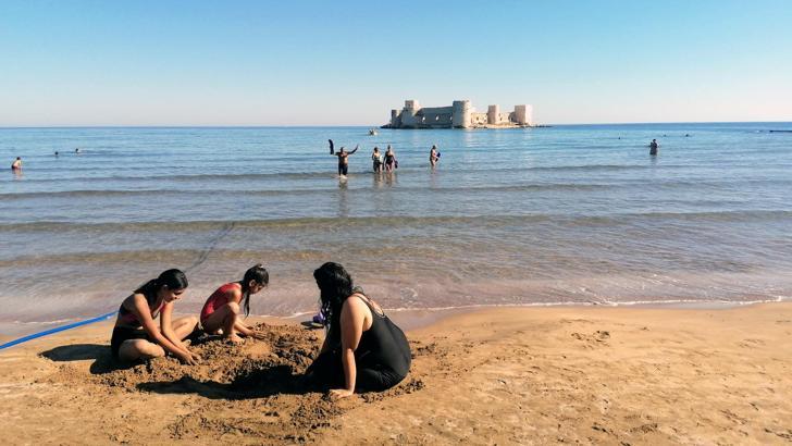 Kasım ayında Kız Kalesi manzaralı deniz keyfi