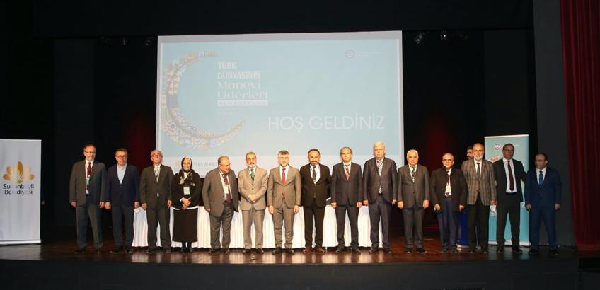 Türk Dünyasının Manevi Liderleri Sempozyumu başladı