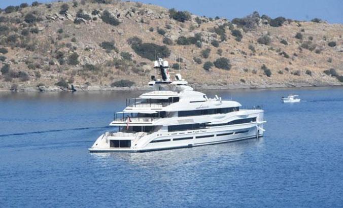 Jeff Bezos ve Bill Gates Bodrum koylarında