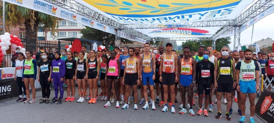 12'nci Uluslararası Zeytinburnu Cumhuriyet Koşusu gerçekleşti
