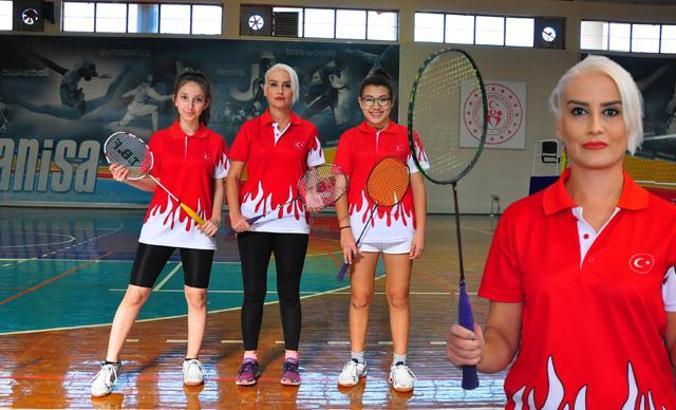 Hastalığına rağmen sporu bırakmayıp, milli takıma sporcu yetiştiriyor