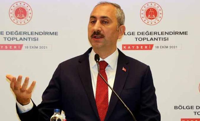 Adalet Bakanı Gül: Yargı asla el uzatılacak bir yer değildir