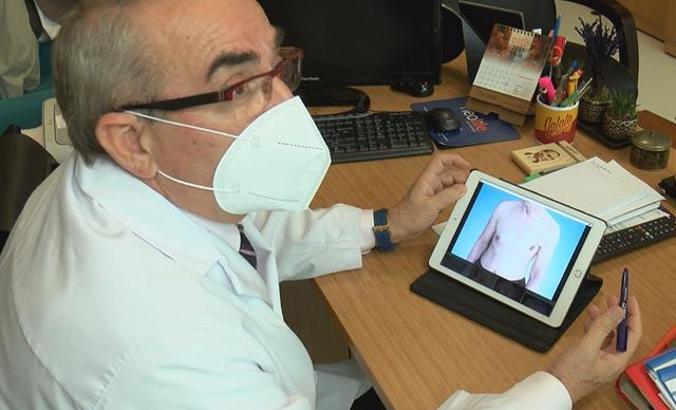 Doç. Dr. Akıncı: Erkekler meme kanserini kendilerine konduramıyor, o yüzden de geç kalınıyor