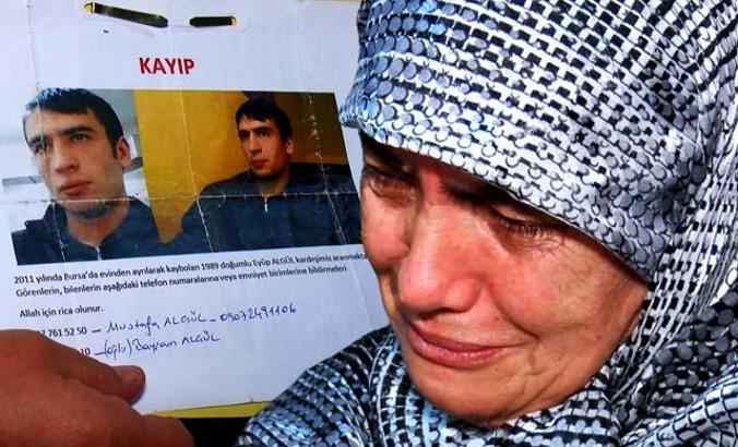 Kayıp oğlunu 10 yıldır arıyor