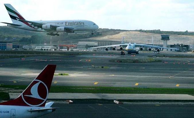 İstanbul Havalimanı'nda ''Dev Uçakların'' karşılaşması