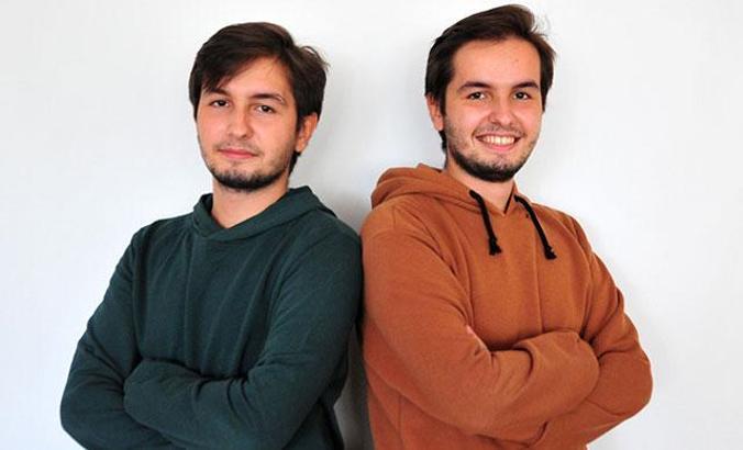 İkiz kardeşler, tıp fakültesini ilk iki sırada kazandı