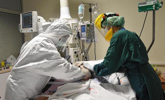 Koronavirüs salgınında günlük vaka sayısı 26 bin 145 oldu