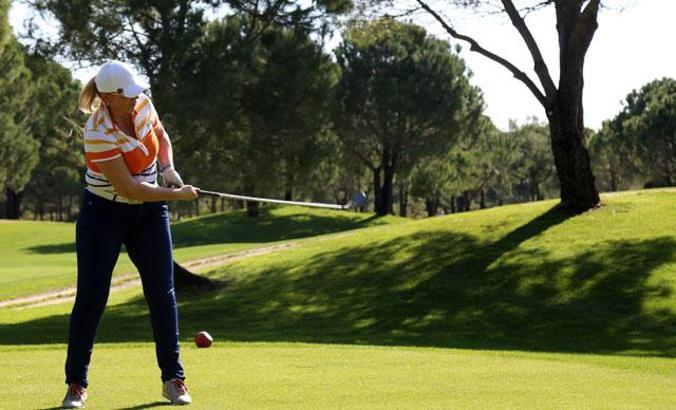 Antalya, golf tutkunu İngilizleri bekliyor