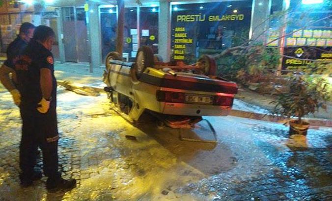 Direksiyonda rahatsızlanan epilepsi hastası kaza yaptı: 2'si çocuk 3 yaralı