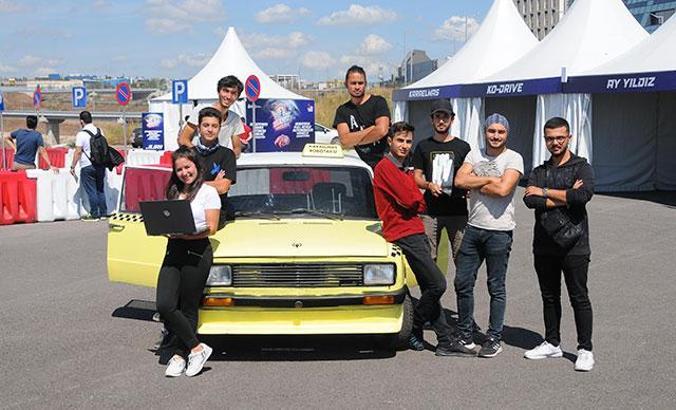 1989 model Serçe’yi, sürücüsüz taksi yaptılar