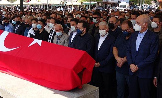 Eski Balıkesir Belediye Başkanı Uğur, son yolculuğuna uğurlandı