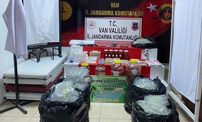 Sahte doktor, sülüklerle yakalandı