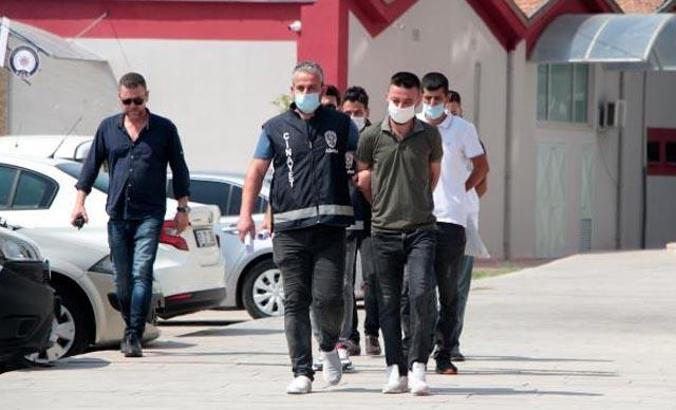 'Beni polise sen şikayet ettin' diyerek 7 yerinden bıçakladı