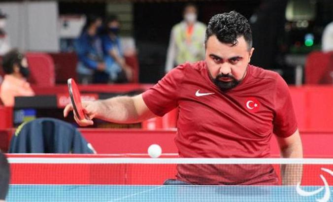 Para Masa Tenisçi Nesim Turan'dan bronz madalya