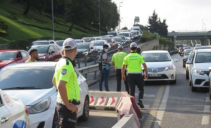 Çakarlı araç denetiminde iki ambulans şoförüne ceza