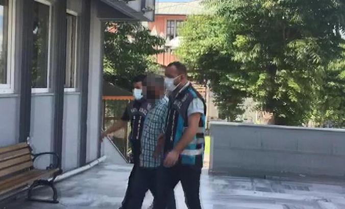 Fatih'te polis ekiplerinden 'değnekçi'ye suçüstü