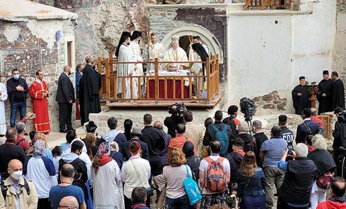 Sümela Manastırı’nda 8’inci ayin