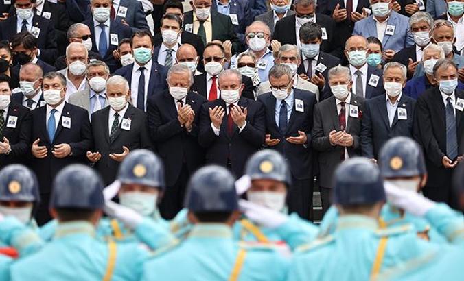 Eski Sağlık Bakanı Eryılmaz için TBMM'de tören