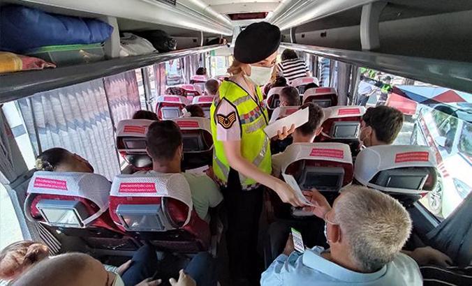 Antalya'da jandarmadan karekodlu emniyet kemeri video uygulaması