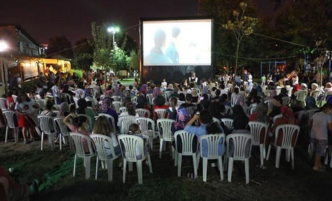 Eyüpsultan’da açık hava sineması etkinlikleri başladı