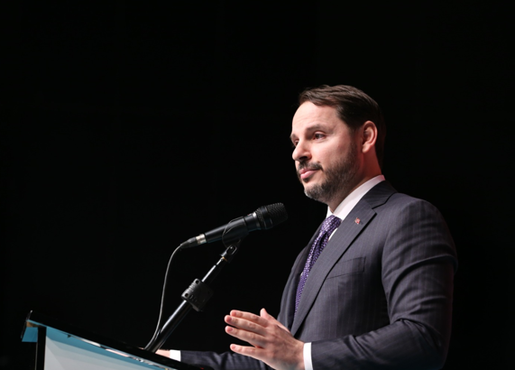 Bakan Albayrak: Güzel haberler gelmeye devam ediyor