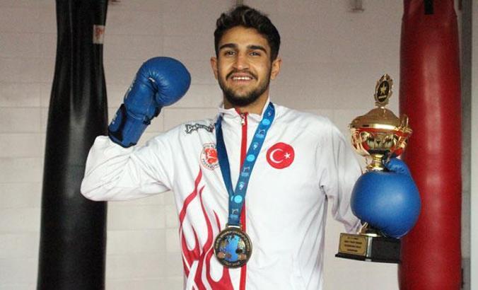 Merakla başladığı kick boksta hedefi dünya şampiyonluğu