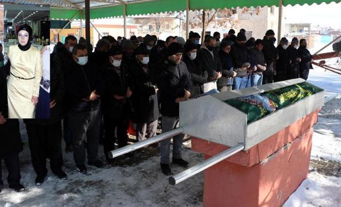 Eşinin sokak ortasında öldürdüğü Elif, son yolculuğuna uğurlandı